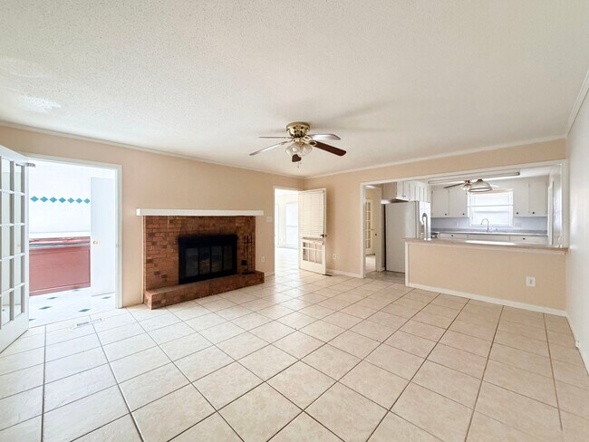 Photo - 1408 Imperial Dr