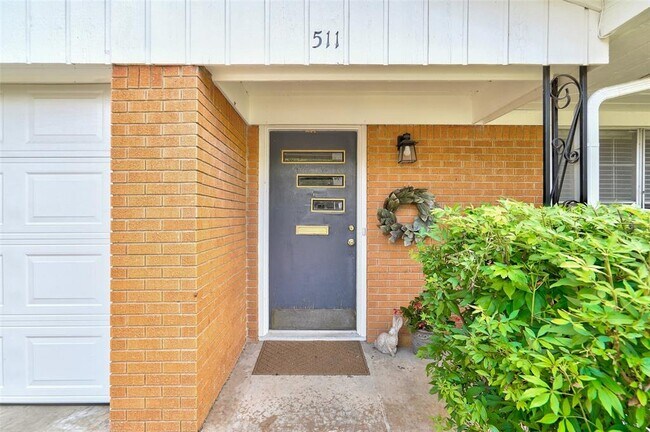 Photo - 511 S Myrtle St