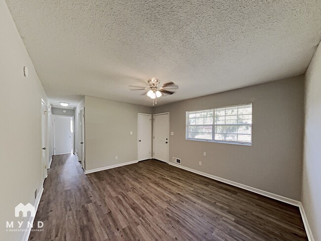 Photo - 8094 Attleboro Dr