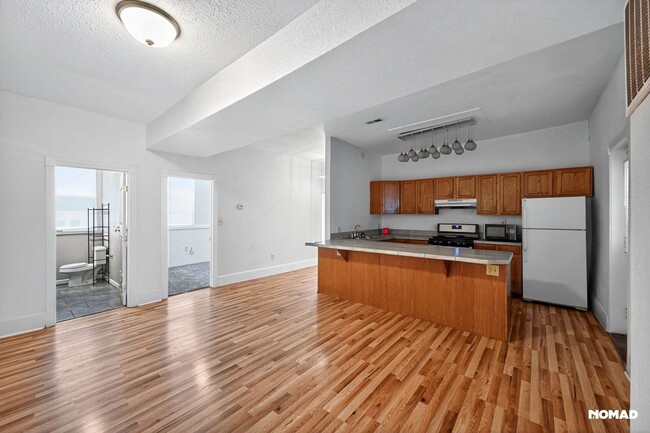 Photo - 2500 Eaton St