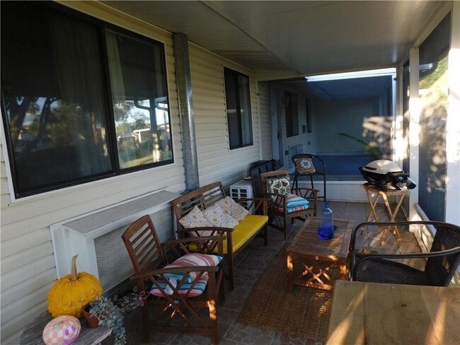 Photo - 557 7th Pl Unit 557