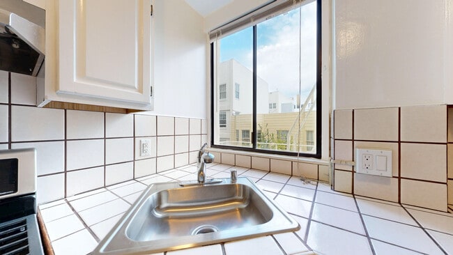 Photo - 1860 Jackson St Unit 103