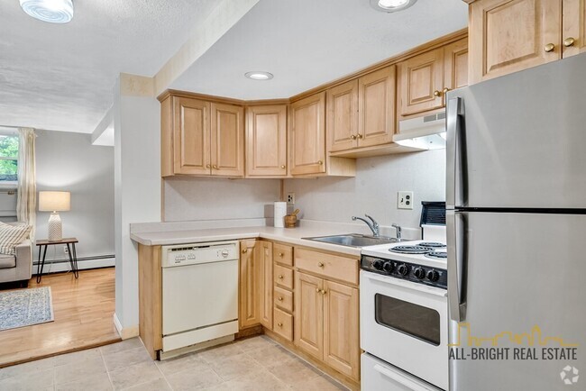 Building Photo - 126 Englewood Ave Unit 4 Rental