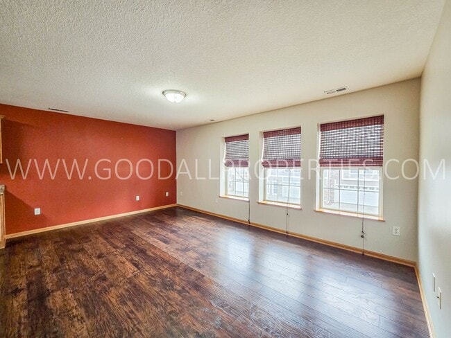 Photo - Bright & Spacious Waukee Townhome Near Dining, Shopping & Entertainment