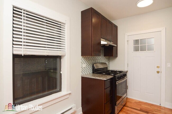 Photo - 555 Chestnut St Unidad J08W