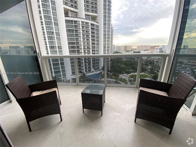 Building Photo - 18201 Collins Ave Unit 1207 Rental