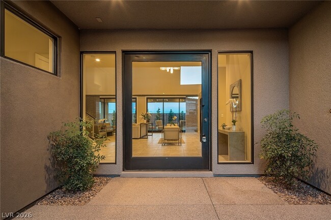 18 Garden Rain Dr