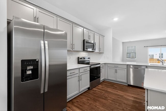 Photo - 821 Washington St