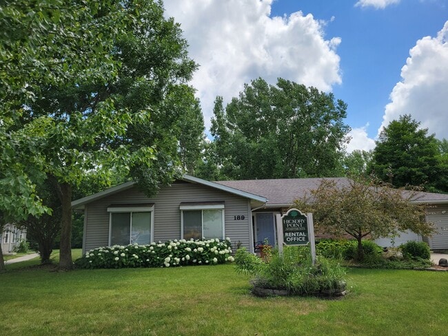 Hickory Point Apartments