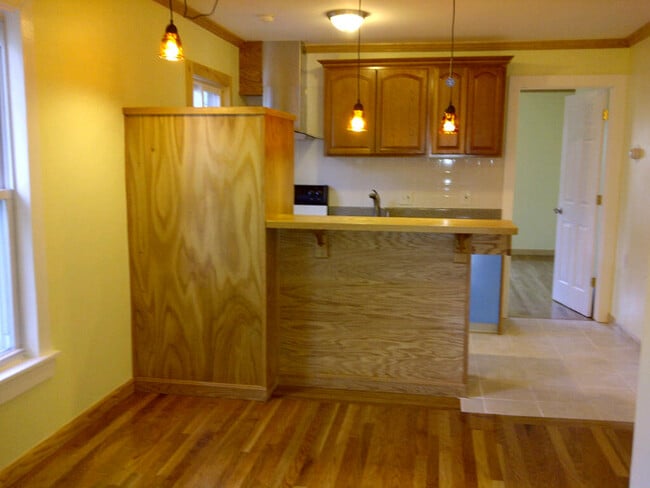 23 Andrew St Unit 1