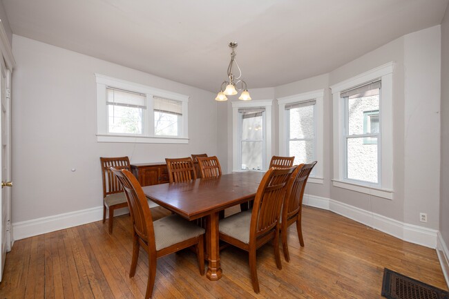 Photo - 1317 Forest Ct