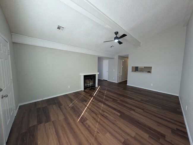 Photo - 11031 E 14th Ct