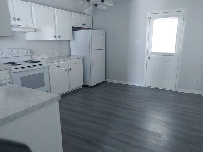 Photo - Townhome!!