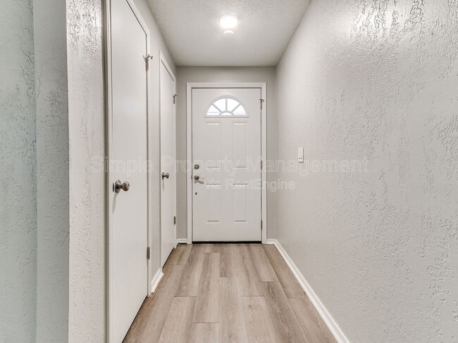 Photo - 606 Elmwood Dr