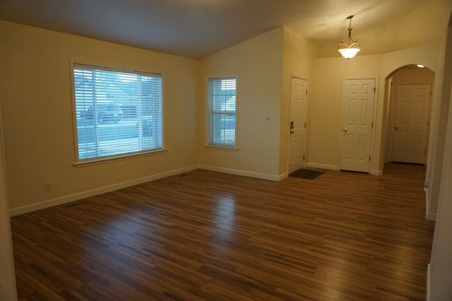 Photo - Northeast Twin Falls 3 Bed Home – Minutes to Hospital & Pole Line Access