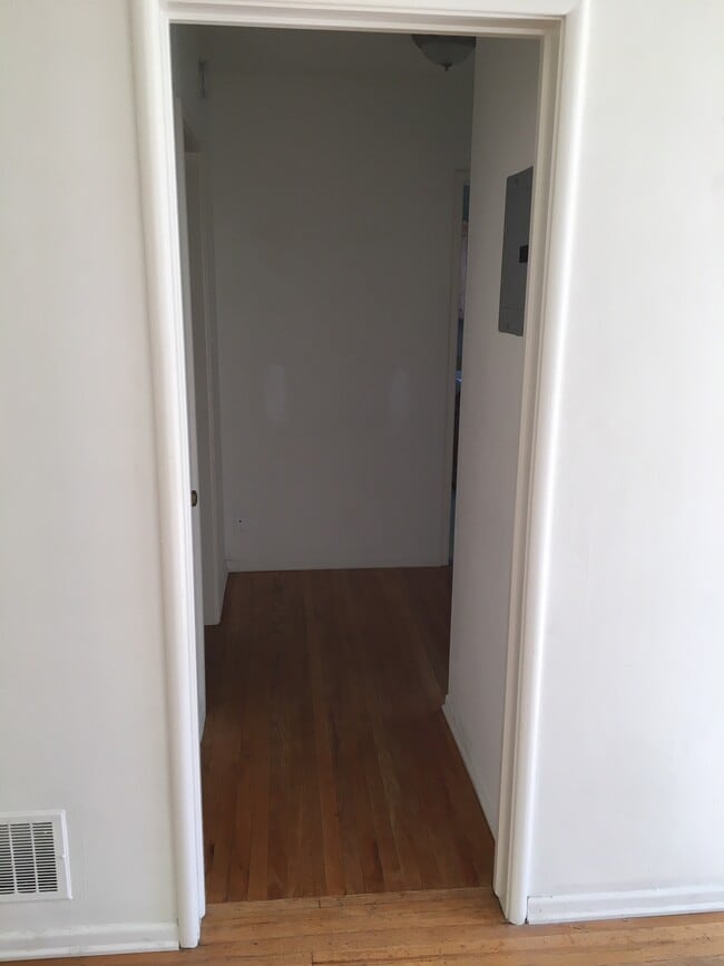 Photo - 5301 Russell Ave Unit 1