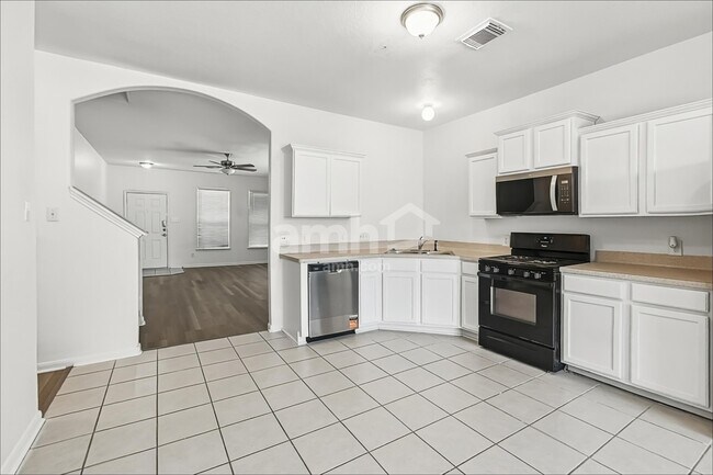 1631 Laura Anne Dr