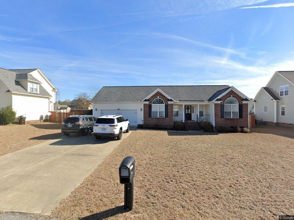 Photo - 83 Lockwood Dr