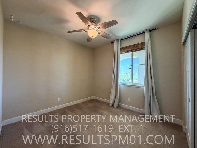 Photo - Gorgeous Former Model 4 Bed 3 Bath Woodland