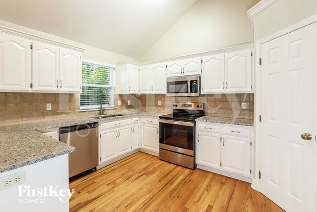 Photo - 11216 N Sycamore Ct