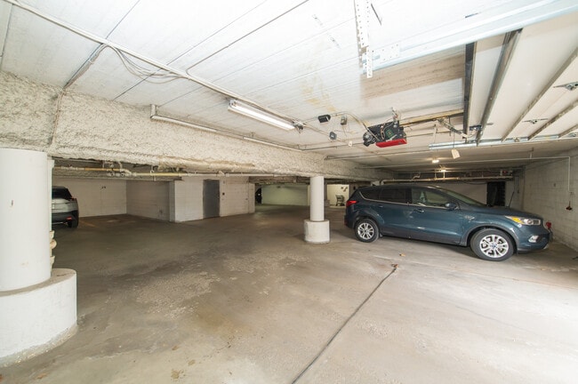 Photo - Hartwell Place Apartments