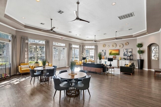 Photo - 3101 Vista Dr Unit A2