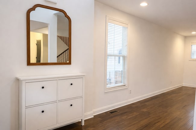 Photo - 1913 Covington Dr