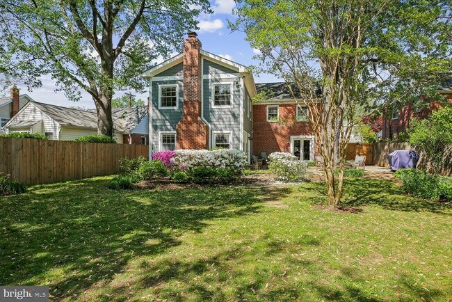 Photo - 1812 Brisbane St