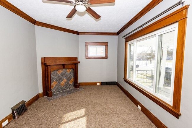 Photo - 3102 Montclair Ave Unit DOWN