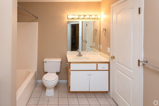 2 Bed 1 Bath - Meadowlawn Village