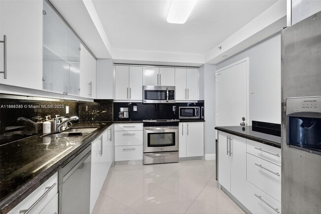 Photo - 9511 Collins Ave Unit 410