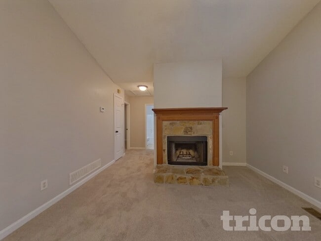 Photo - 41 Collins Way