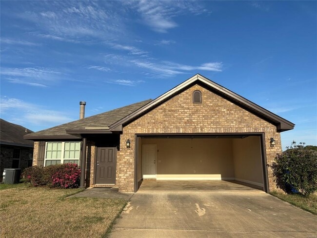 Photo - 543 Old Mill Way