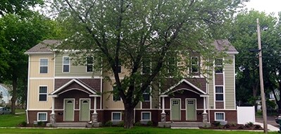 Primary Photo - 403 E Bellows St