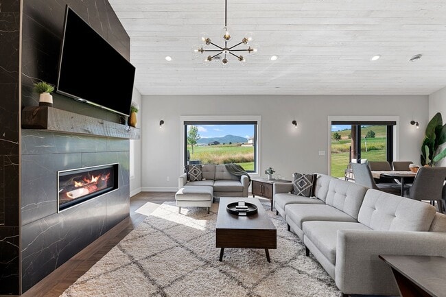 Photo - Fully Furnished Home!