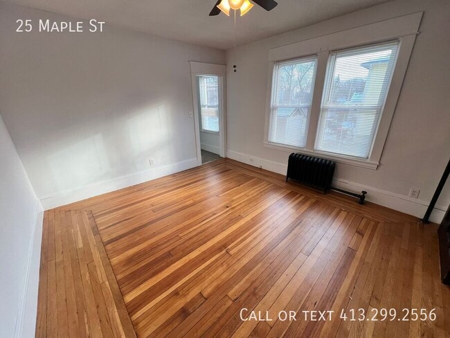 Photo - 25 Maple St