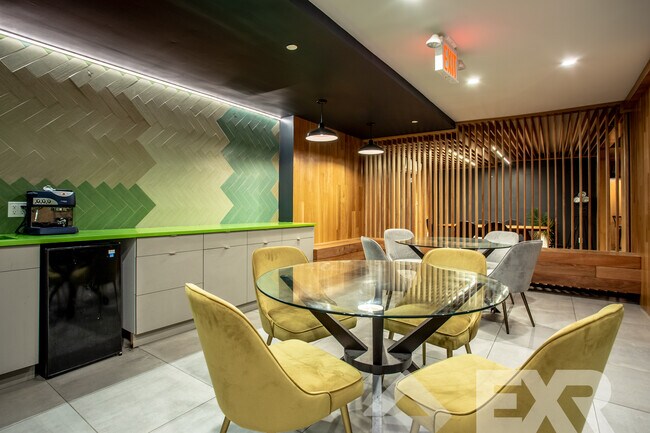 Photo - 620 Parkside Ave Unit 7A