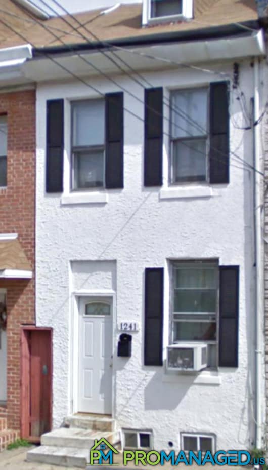 Building Photo - 1241 E Palmer St