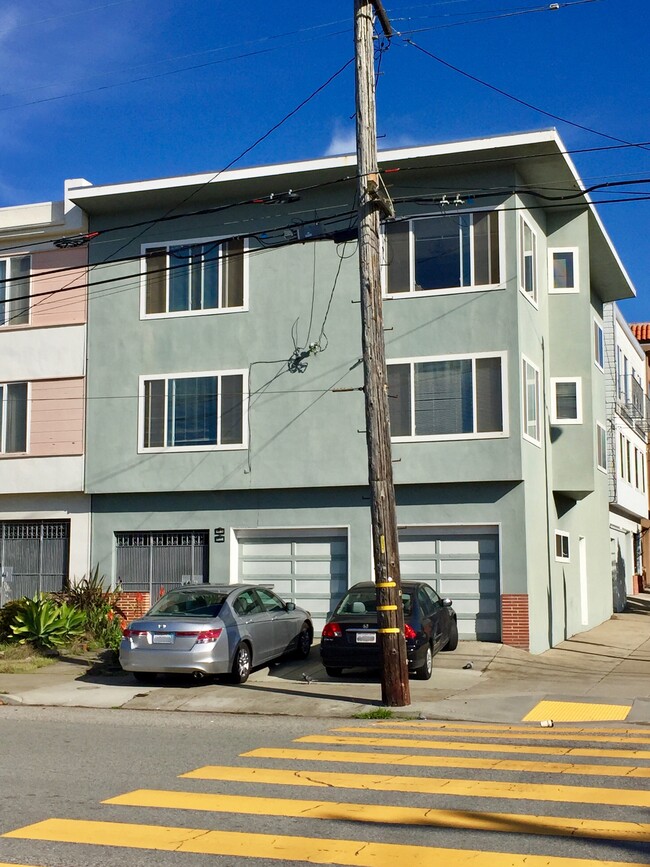 Photo - 2598 24th Ave Unit 2598