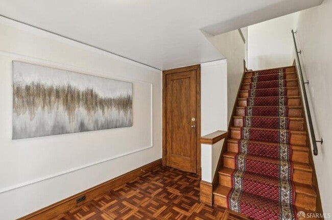 Photo - 827 38th Ave