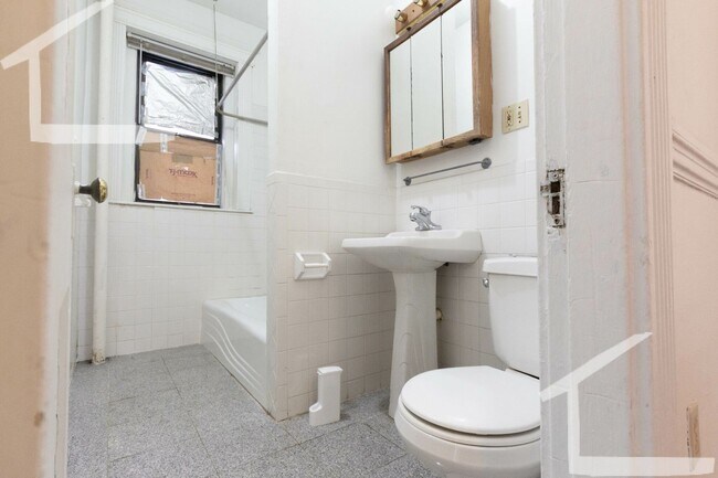 Photo - Amazing two bedroom unit with easy MBTA ac...