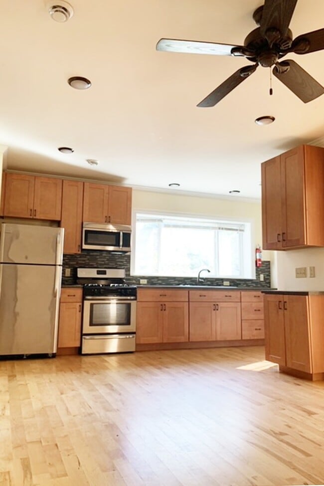 Photo - 158 North St Unidad APT I