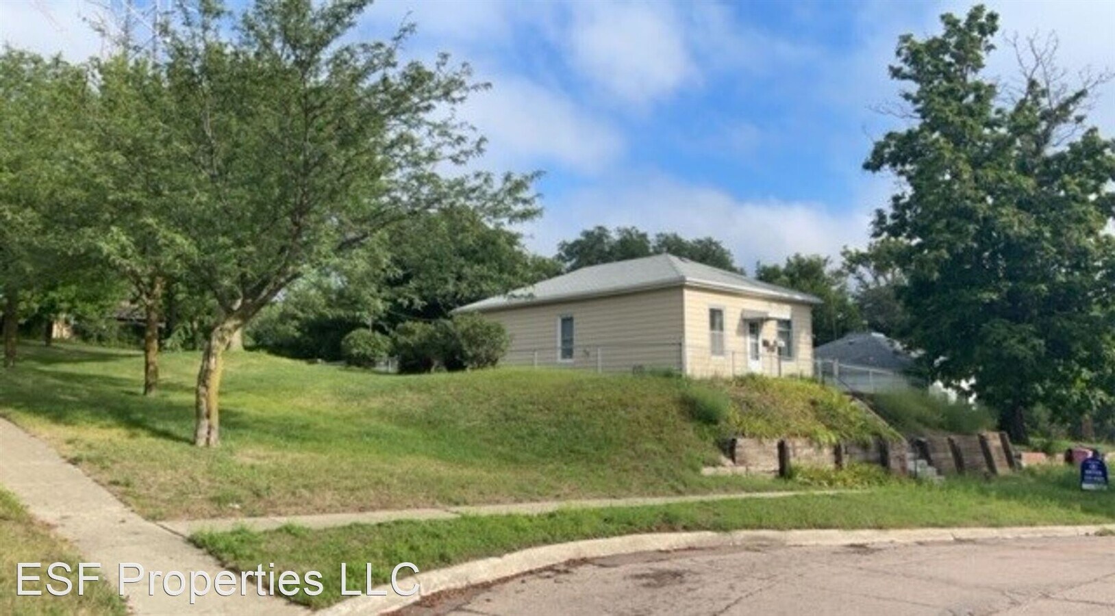 3 br, 1 bath House - 103 Perry St - 3 br, 1 bath House - 103 Perry St