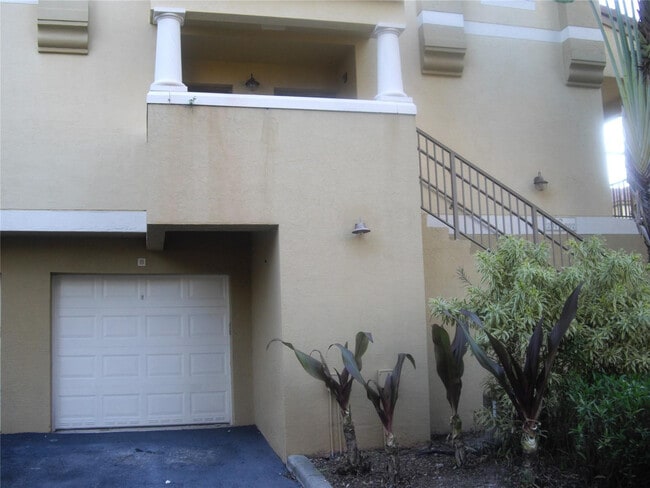 Photo - 751 N Pine Island Rd Unit 201