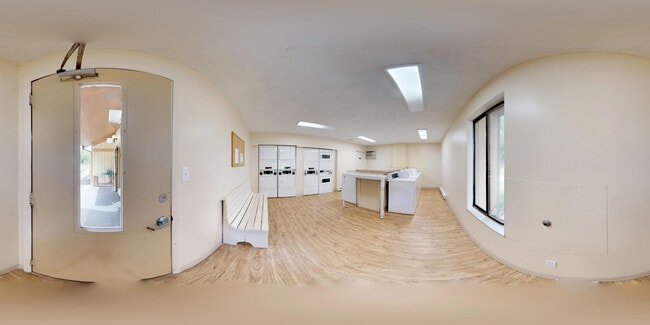 Photo - Forrest Bluff Apartments