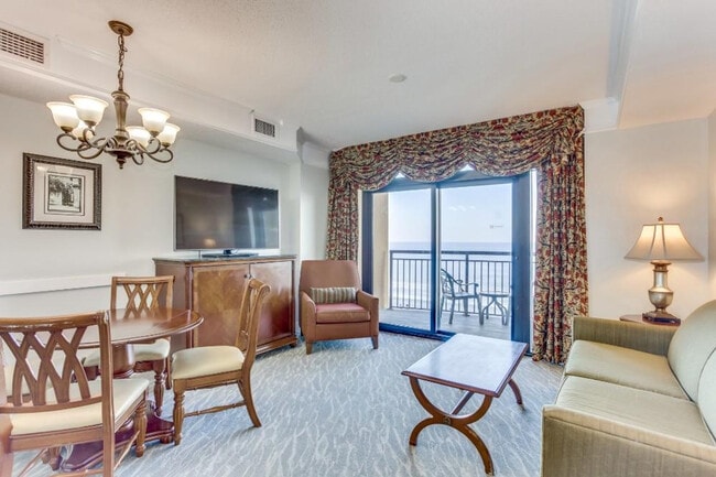 Building Photo - 2600 N Ocean Blvd Rental