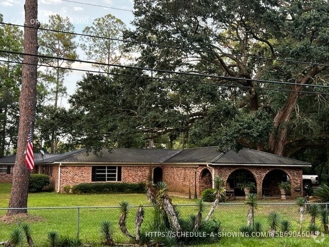 Building Photo - 9708 Forts Lake Rd Rental