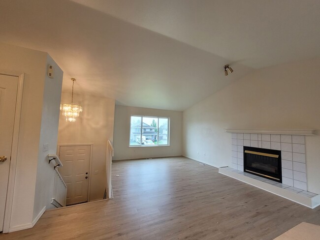 Photo - 1601 Waterwood Cir