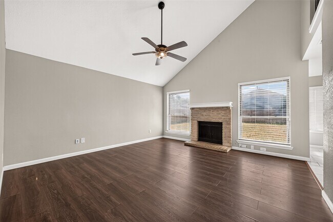 2519 Silver Cypress Dr