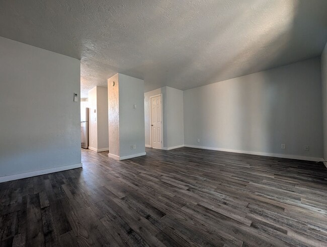 Photo - 1044 Q St